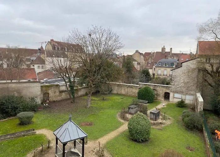 Le Tivoli - Balcon Vue Jardin Apartment *