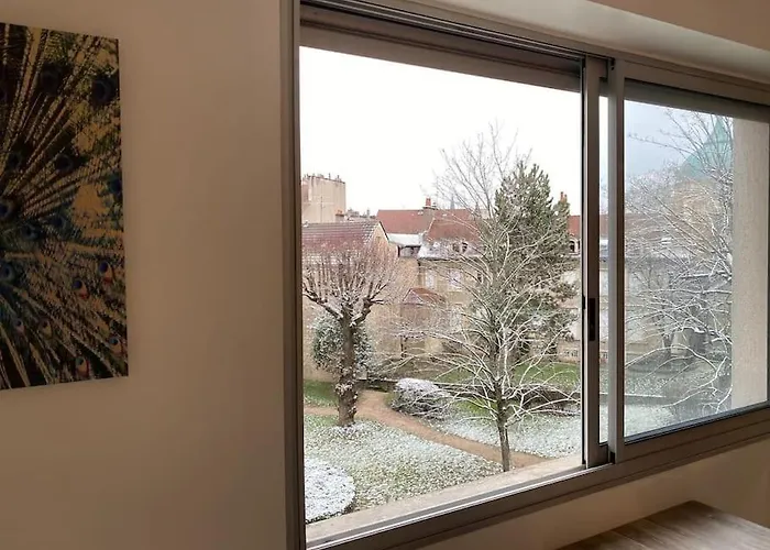 Le Tivoli - Balcon Vue Jardin *